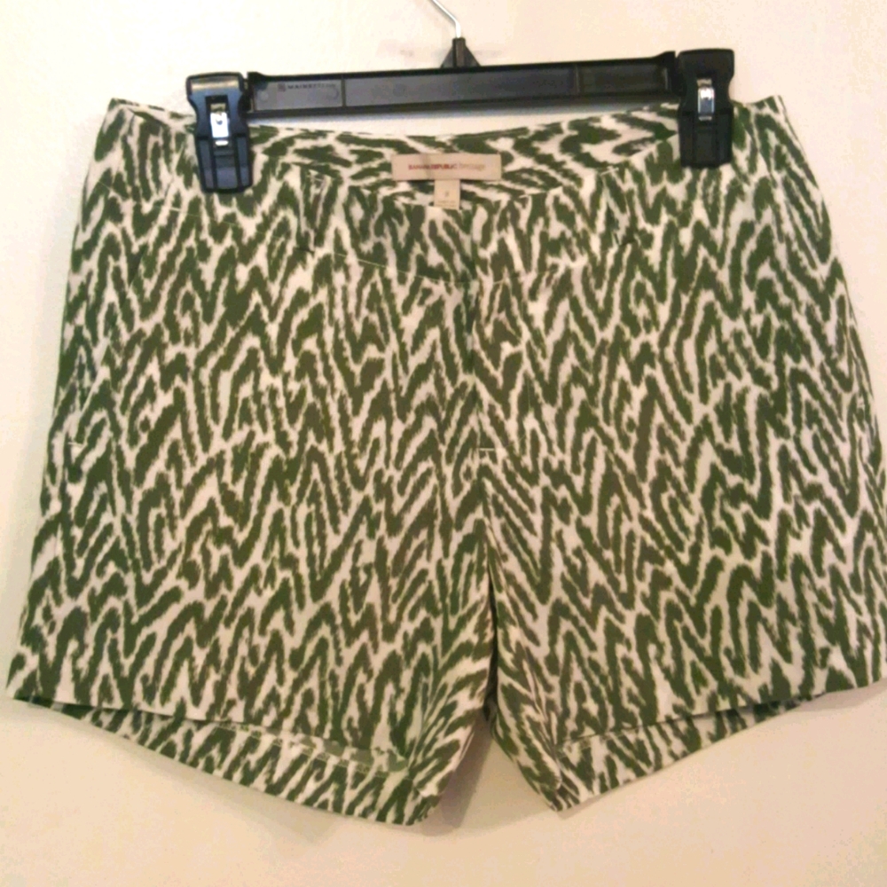 Banana Republic Heritage collection  short.